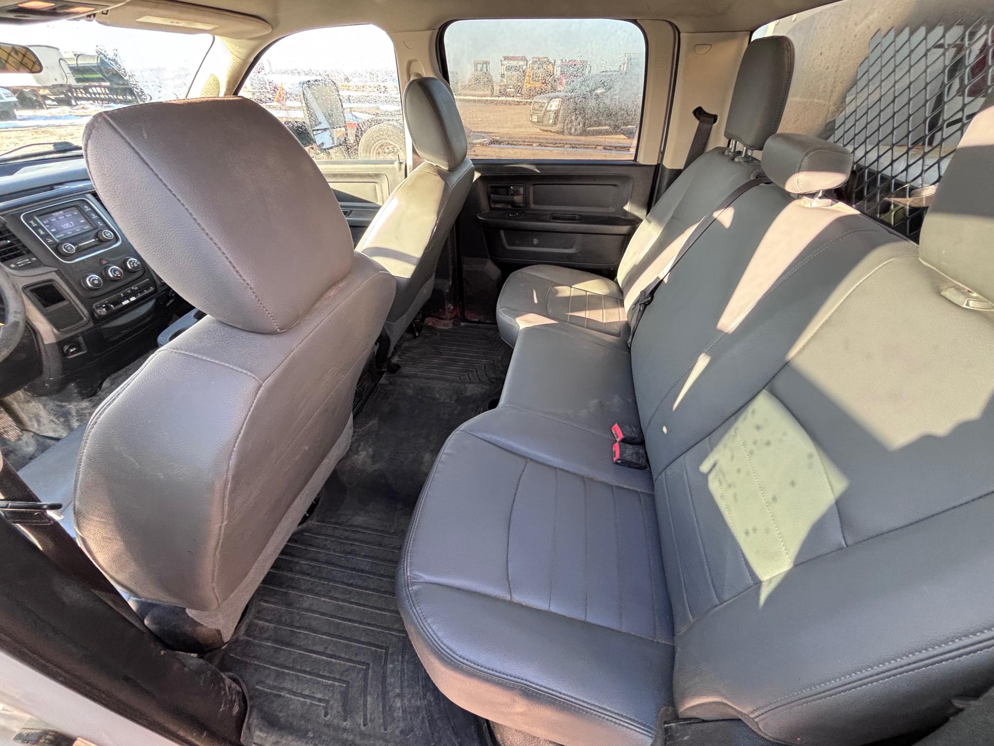 2017 RAM 3500 - Image 14